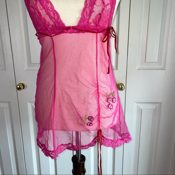 Victoria Secret Lingerie XS - Picture 5 of 7